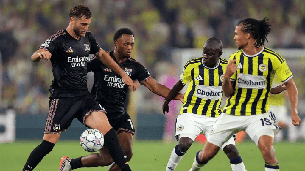 Fenerbahçe Şampiyonlar Ligi için Lyon deplasmanında