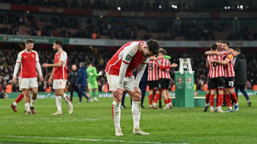 Arsenal Carabao Kupası'na Veda Etti